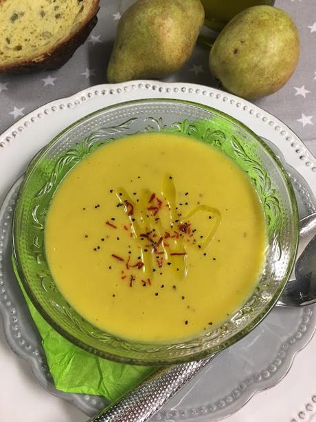 Crema De Puerros, Patata Y Pera Al Azafrán