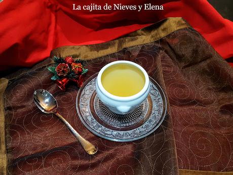 Consomé o caldo de Navidad Consomé o caldo de Navidad