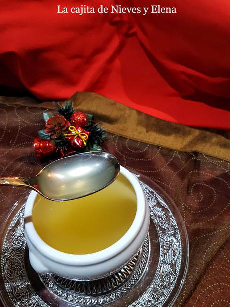 Consomé o caldo de Navidad Consomé o caldo de Navidad