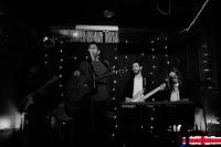 Denea en el Lucy in the sky