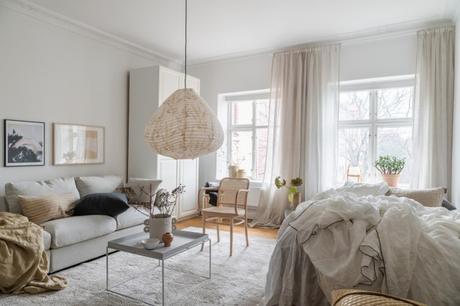 Encantador estudio de una habitación