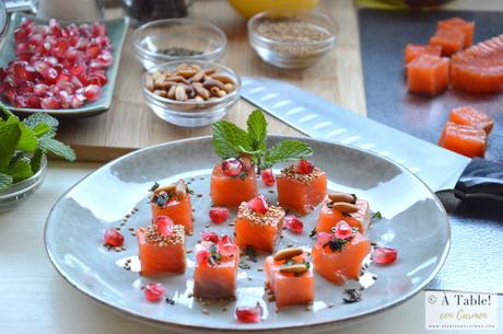 Dados de Salmón Marinado con Granada y Hierbabuena