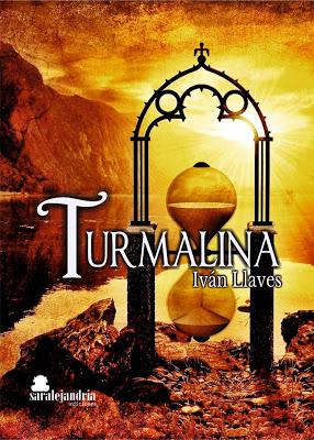 Iván Llaves: «La faceta de mago influye directamente a la hora de escribir»