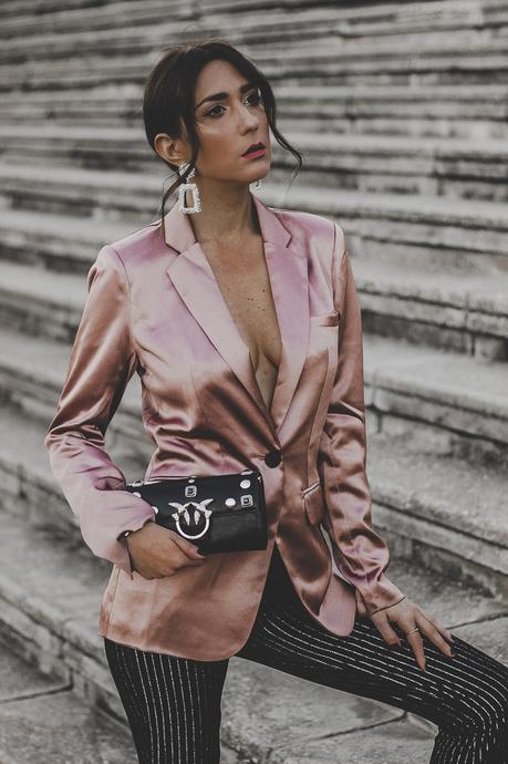 XMAS PARTY: LOOKS PARA NAVIDAD: BLAZER ROSA SATINADA blazer rosa