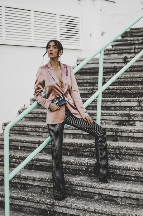 XMAS PARTY: LOOKS PARA NAVIDAD: BLAZER ROSA SATINADA XMAS PARTY: LOOKS PARA NAVIDAD: BLAZER ROSA SATINADA