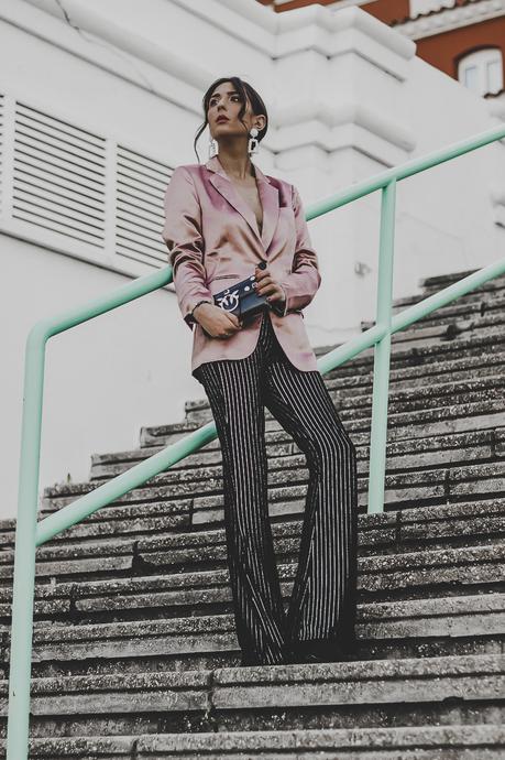 XMAS PARTY: LOOKS PARA NAVIDAD: BLAZER ROSA SATINADA XMAS PARTY: LOOKS PARA NAVIDAD: BLAZER ROSA SATINADA