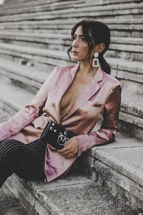 XMAS PARTY: LOOKS PARA NAVIDAD: BLAZER ROSA SATINADA XMAS PARTY: LOOKS PARA NAVIDAD: BLAZER ROSA SATINADA