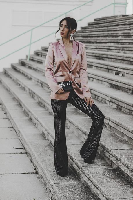 XMAS PARTY: LOOKS PARA NAVIDAD: BLAZER ROSA SATINADA loavies