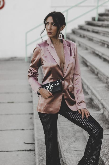 XMAS PARTY: LOOKS PARA NAVIDAD: BLAZER ROSA SATINADA XMAS PARTY: LOOKS PARA NAVIDAD: BLAZER ROSA SATINADA