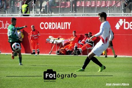 Galería de fotos Sevilla Atlético - Atlético Sanluqueño