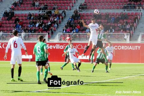 Galería de fotos Sevilla Atlético - Atlético Sanluqueño