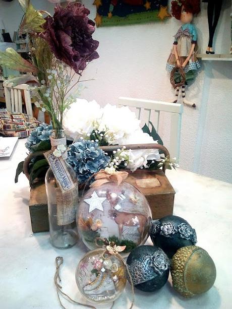 TALLER HOME DECOR: BOLAS CON MOLDES, DE METACRILATO Y BOTELLAS TALLER HOME DECOR: BOLAS CON MOLDES, DE METACRILATO Y BOTELLAS