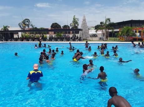 No todo es fútbol en la Escuela de Fútbol Base AFA Angola