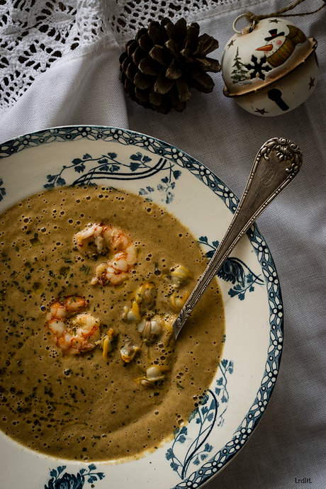 CREMA DE RAPE Y GAMBAS { receta rica para Navidad}