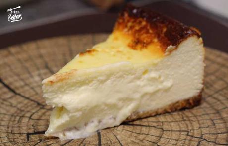Tarta de queso al horno cremosa | Receta casera