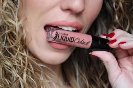 Review Megalast Liquid Catsuit de Wet n Wild