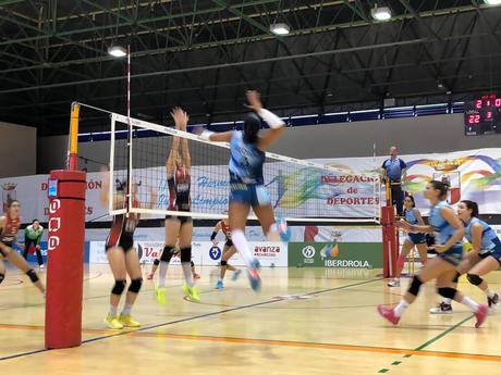 Victoria de peso del Cajasol Juvasa Voley para afianzar la temporada (3-0)