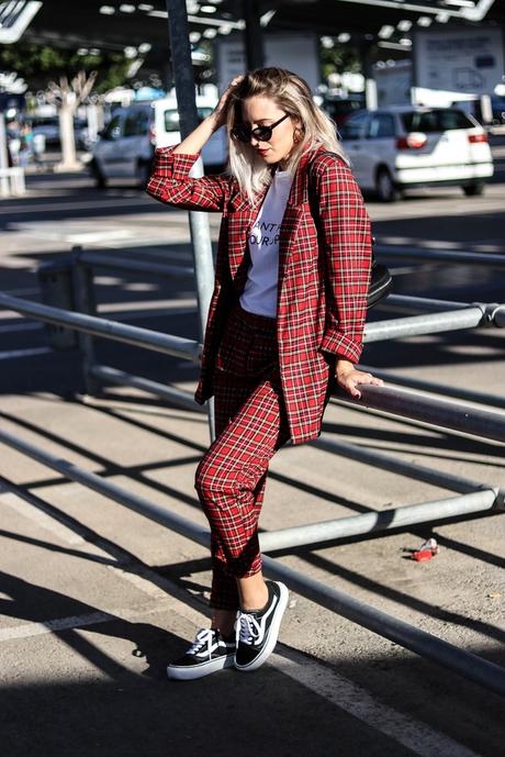 TARTAN SUIT