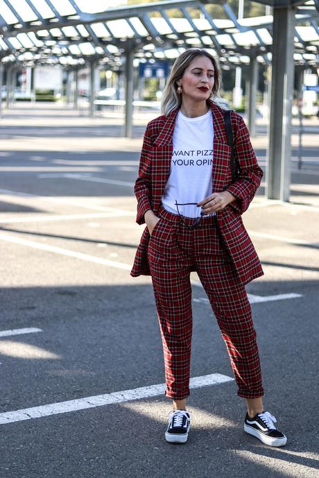 TARTAN SUIT