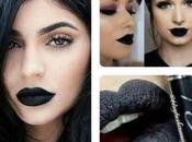 Cómo usar labial negro