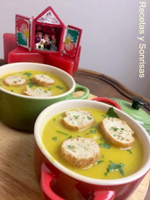 SOPA DE CEBOLLA Y CURCUMA