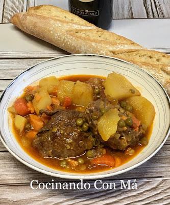 Carrilleras de Cerdo Guisadas - Sin Vino Carrilleras de Cerdo Guisadas - Sin Vino