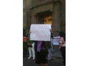 Grupo Manifestantes Cierran Simbólicamente Scjn