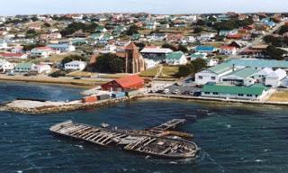 Una familia galesa pone a la venta  una isla de Malvinas