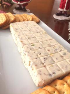 TURRÓN DE QUESO Y FRUTOS SECOS