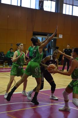 Galería de momentos del Bàsquet Femení Sant Adrià-Araski