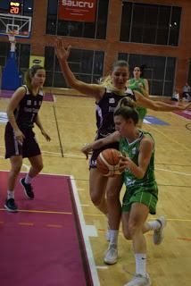 Galería de momentos del Bàsquet Femení Sant Adrià-Araski