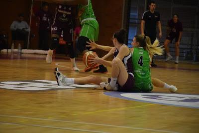 Galería de momentos del Bàsquet Femení Sant Adrià-Araski