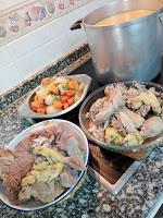 Sopa de galets rellenos en caldo de Navidad, con pelotitas de pollo // Recetas de Navidad Sopa de galets rellenos en caldo de Navidad, con pelotitas de pollo // Recetas de Navidad