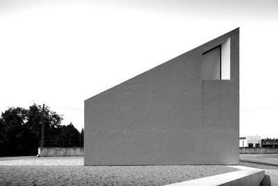 Y al final del camino..La capilla de Santa Filomena de Mauricío Borges!