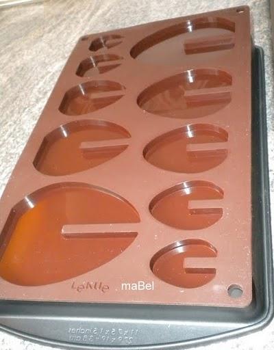 Huevo de pascua crocante en 3 D Lekue