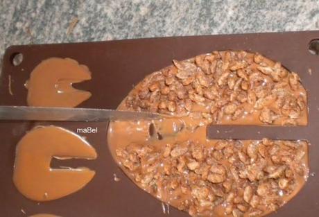 Huevo de pascua crocante en 3 D Lekue Huevo de pascua crocante en 3 D Lekue