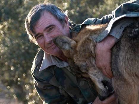 ‘Entrelobos’-bella e infantil fábula ecologista-