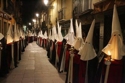 La impía lluvia de la Semana Santa.