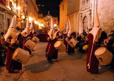 La impía lluvia de la Semana Santa.