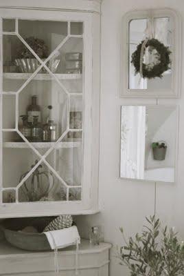 ESPEJOS BLANCOS EN EL RUSTICO NORDICO