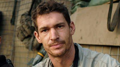 El director del documental Restrepo murió en un ataque en Libia