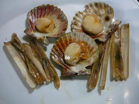 Pescado al horno con hongos y crema