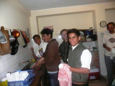 ¡JÓVENES EN PASCUA! “¡COMO SI NOS CONOCIÉSEMOS DE TODA LA VIDA!”