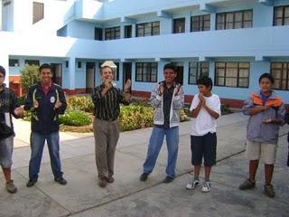 ¡JÓVENES EN PASCUA! “¡COMO SI NOS CONOCIÉSEMOS DE TODA LA VIDA!”