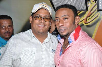 FELICIDADES A MACHO MACHO