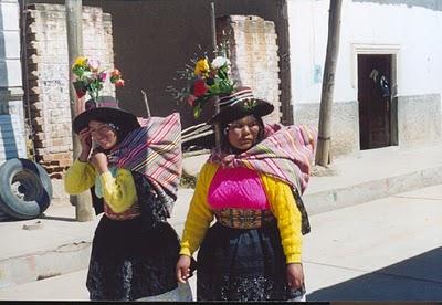 EN EL TREN MACHO HACIA HUANCAVELICA