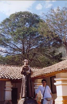 EN EL TREN MACHO HACIA HUANCAVELICA