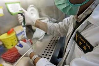 Los juristas rechazan la recopilación de datos genéticos con el carné de identidad, salvo sospechosos