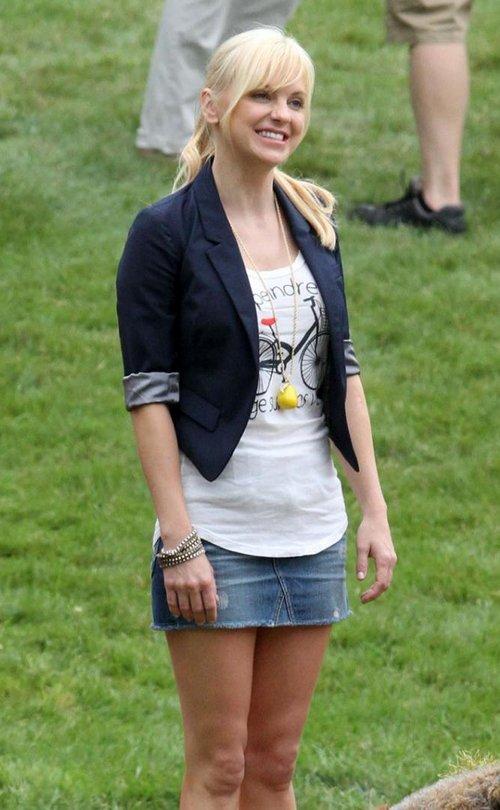  Anna Faris in AG Adriano Goldschmied