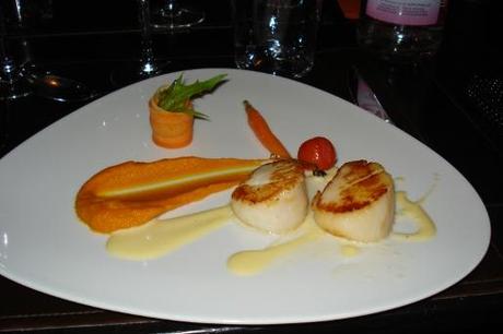 Mon Voyage a Paris (Paris La Nuit: Look y Cena en la Torre Eiffel)